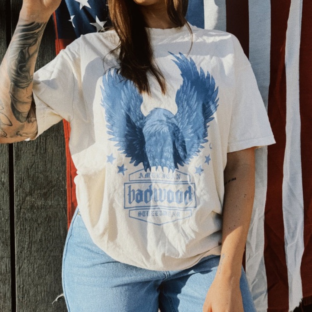 Badwood Tee in bone